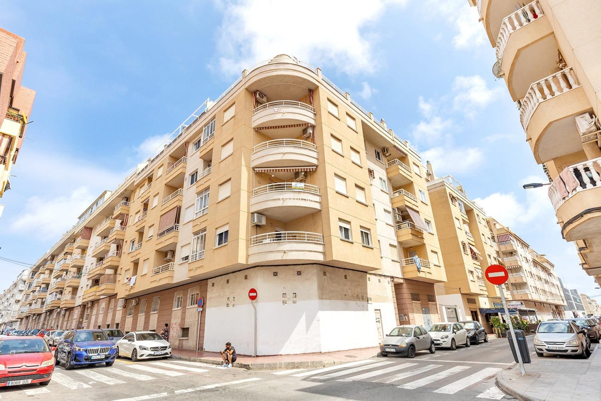 Wederverkoop - PENTHOUSE -
TORREVIEJA - Estacion de autobuses