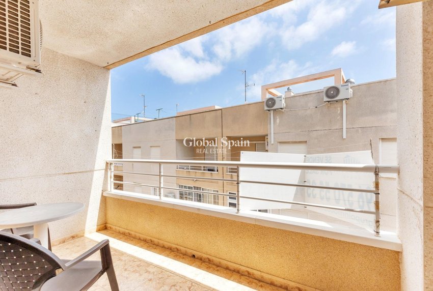 Wederverkoop - PENTHOUSE -
TORREVIEJA - Estacion de autobuses
