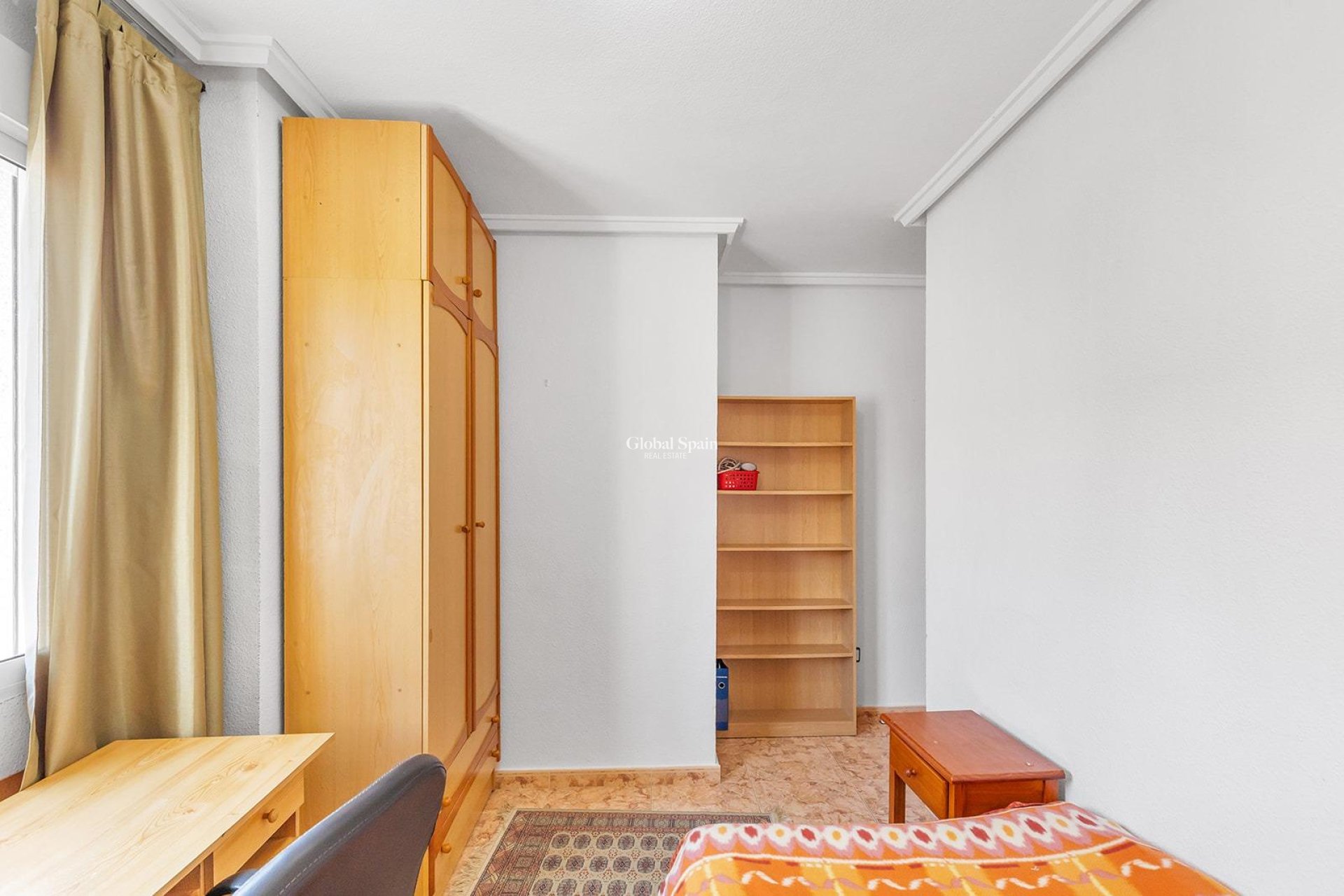 Wederverkoop - PENTHOUSE -
TORREVIEJA - Estacion de autobuses