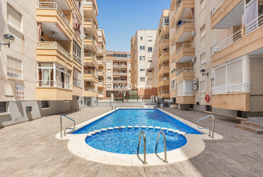 Wederverkoop - PENTHOUSE -
TORREVIEJA - Estacion de autobuses