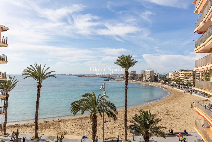 Wederverkoop - PENTHOUSE -
TORREVIEJA - Estacion de autobuses