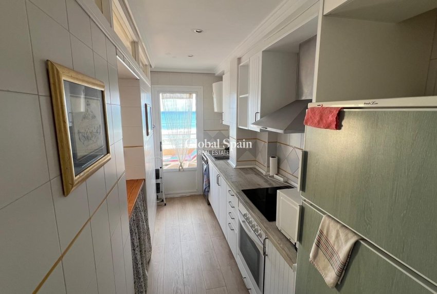 Wederverkoop - PENTHOUSE -
TORREVIEJA - La Mata pueblo