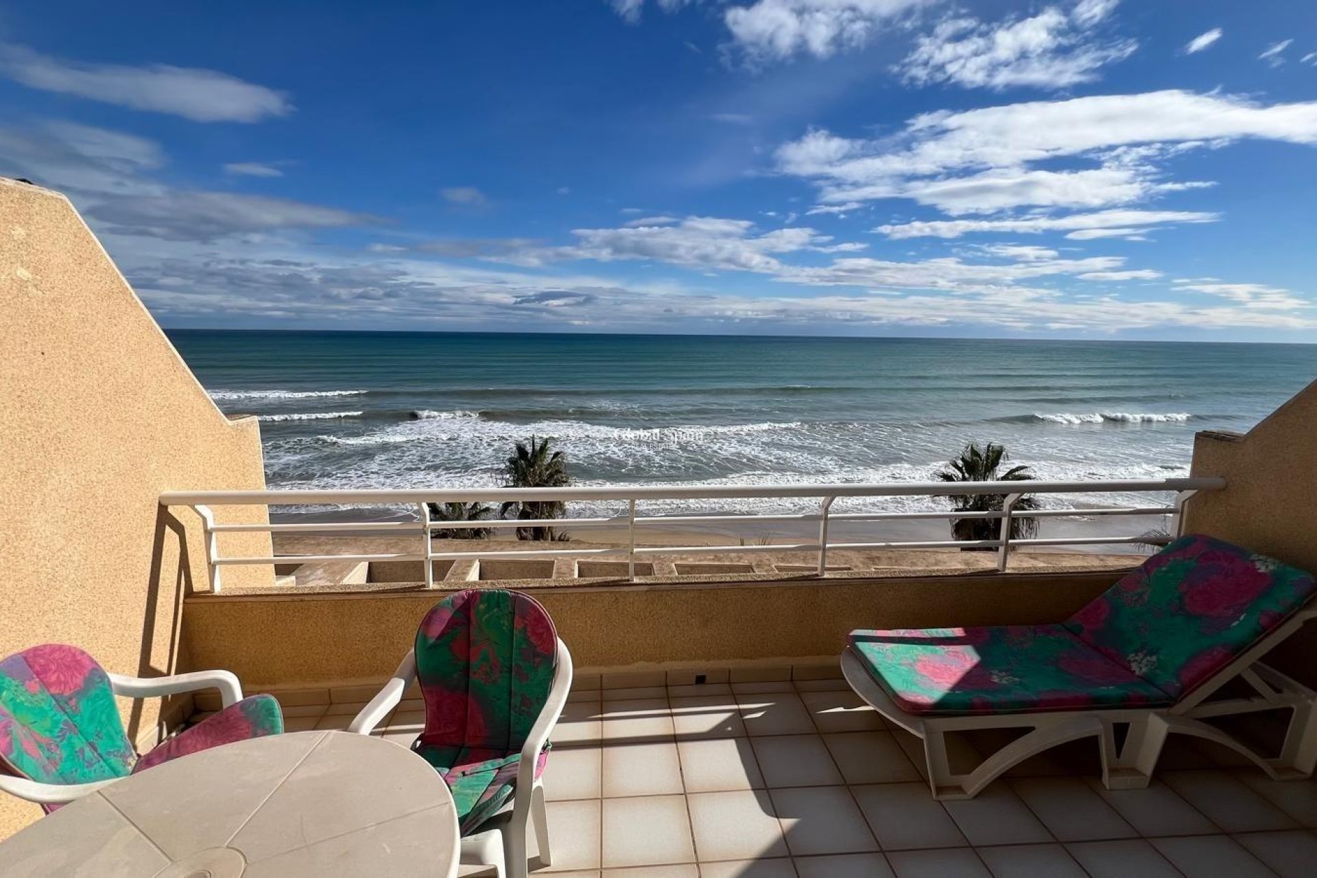 Wederverkoop - PENTHOUSE -
TORREVIEJA - La Mata pueblo