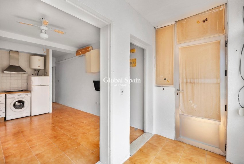 Wederverkoop - PENTHOUSE -
TORREVIEJA - La Mata pueblo
