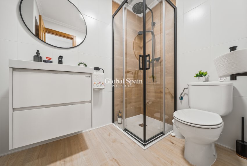 Wederverkoop - PENTHOUSE -
TORREVIEJA - La Mata