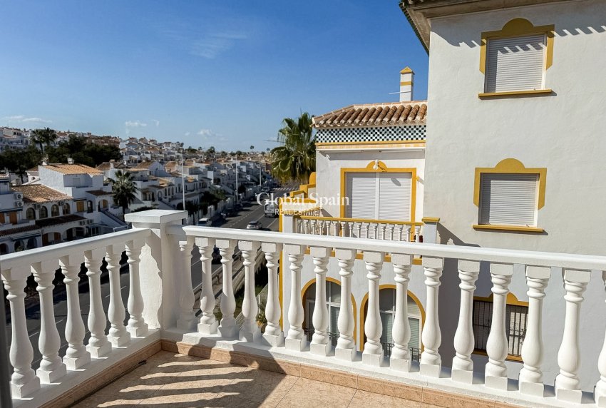 Wederverkoop - Penthouse -
TORREVIEJA - La Mata