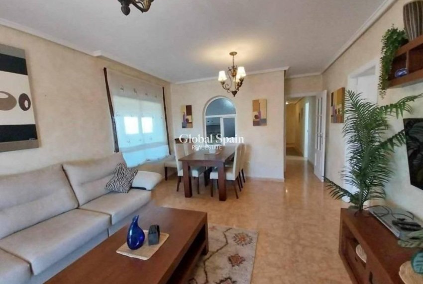 Wederverkoop - Penthouse -
TORREVIEJA - La Mata