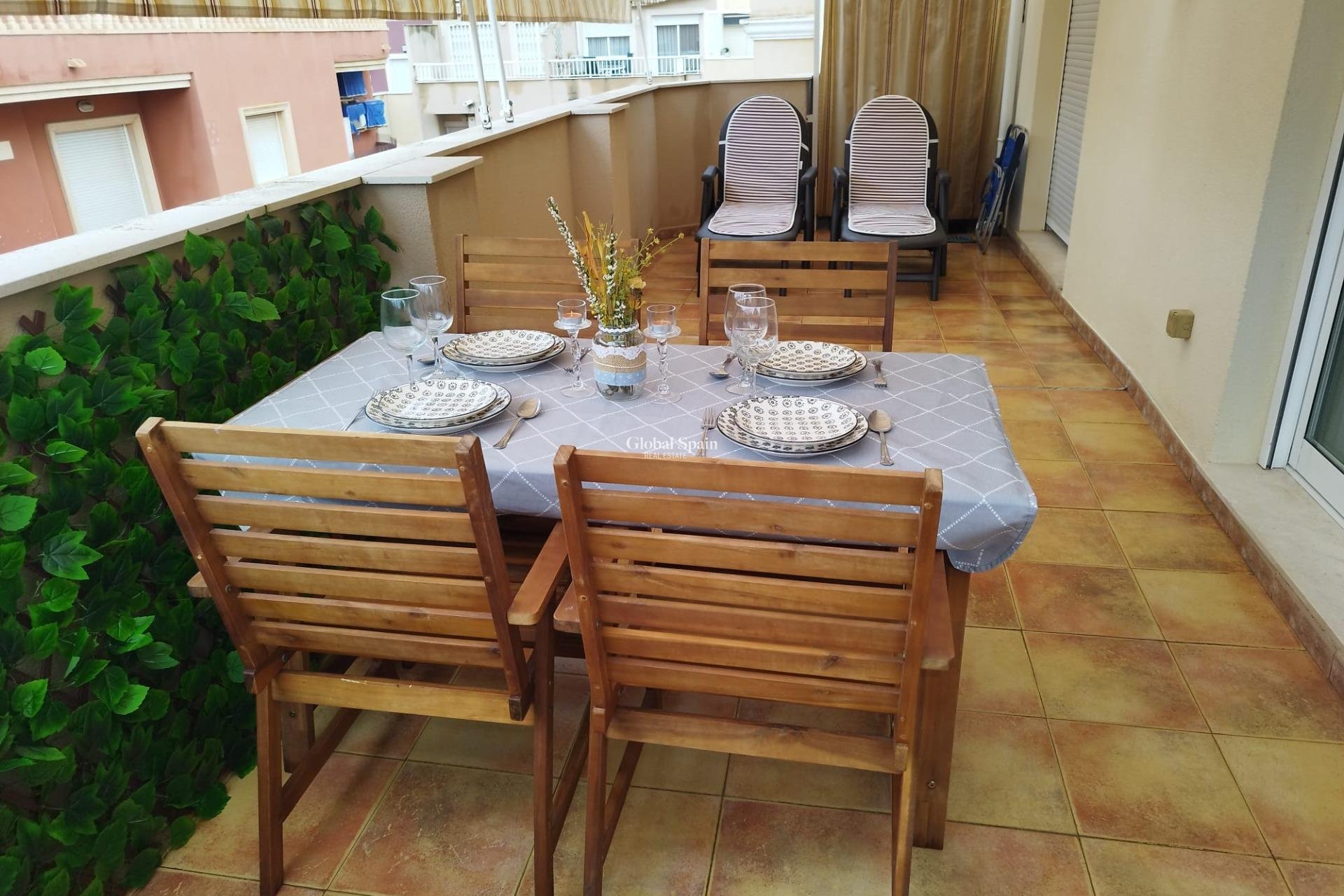 Wederverkoop - PENTHOUSE -
TORREVIEJA - La Mata