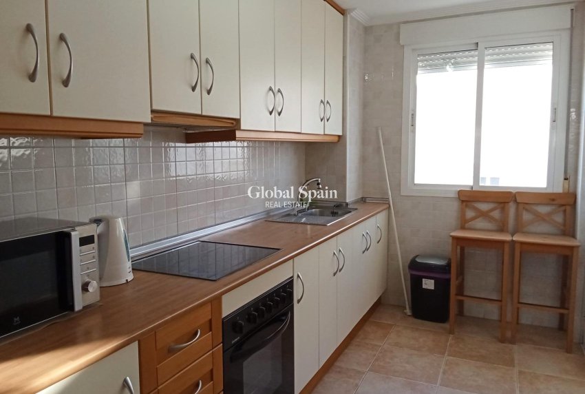 Wederverkoop - PENTHOUSE -
TORREVIEJA - La Veleta