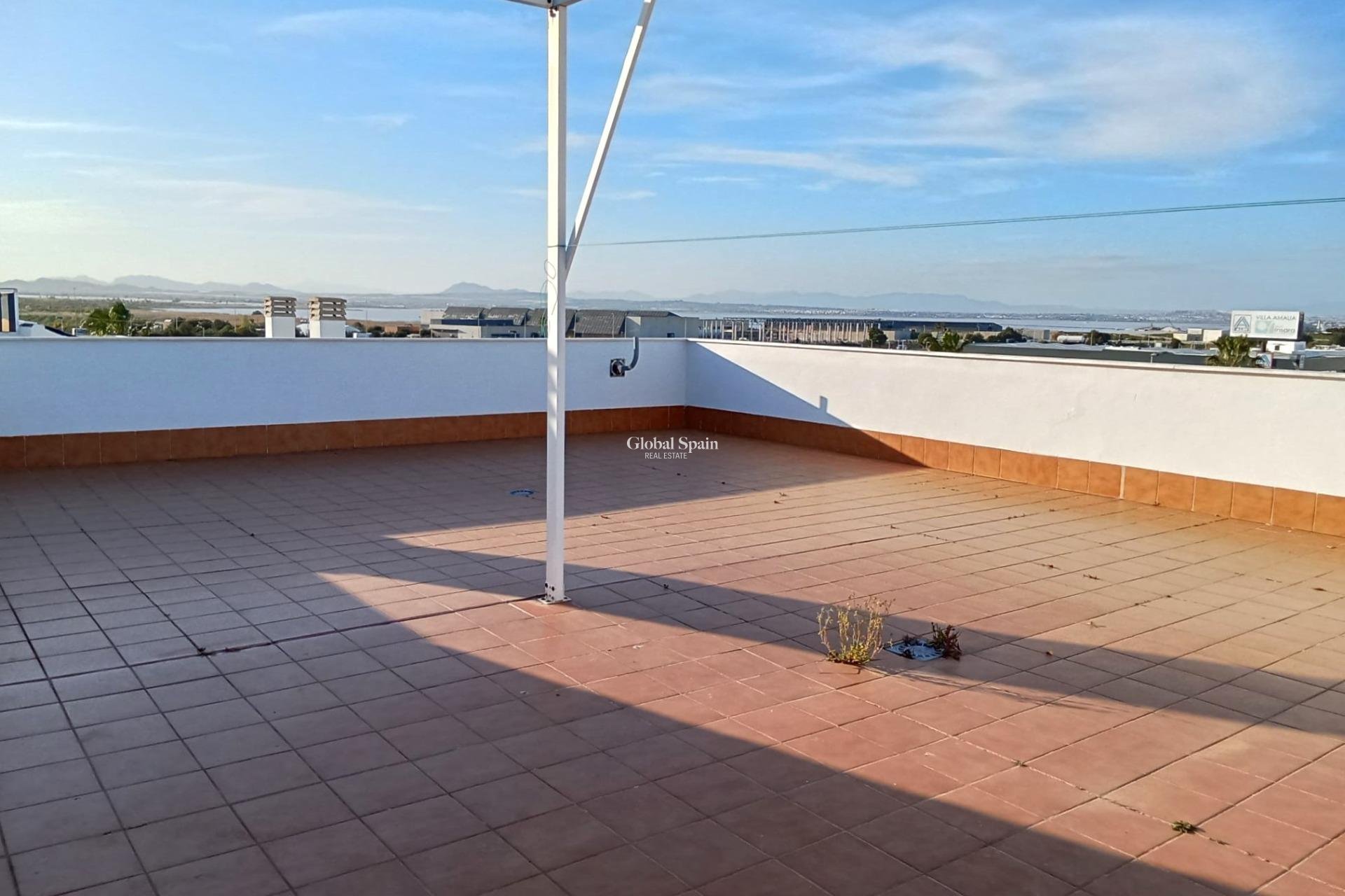 Wederverkoop - PENTHOUSE -
TORREVIEJA - La Veleta