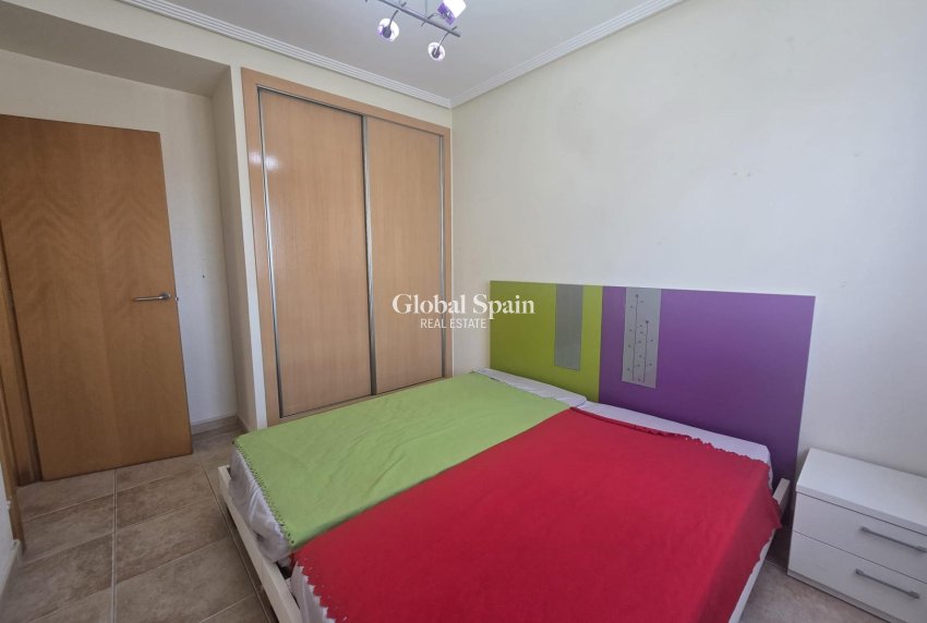 Wederverkoop - PENTHOUSE -
TORREVIEJA - La Veleta
