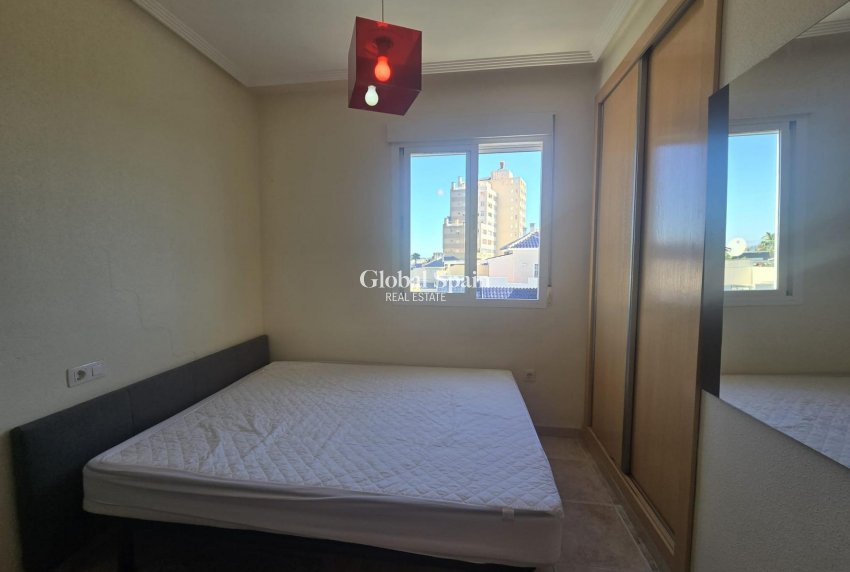 Wederverkoop - PENTHOUSE -
TORREVIEJA - La Veleta