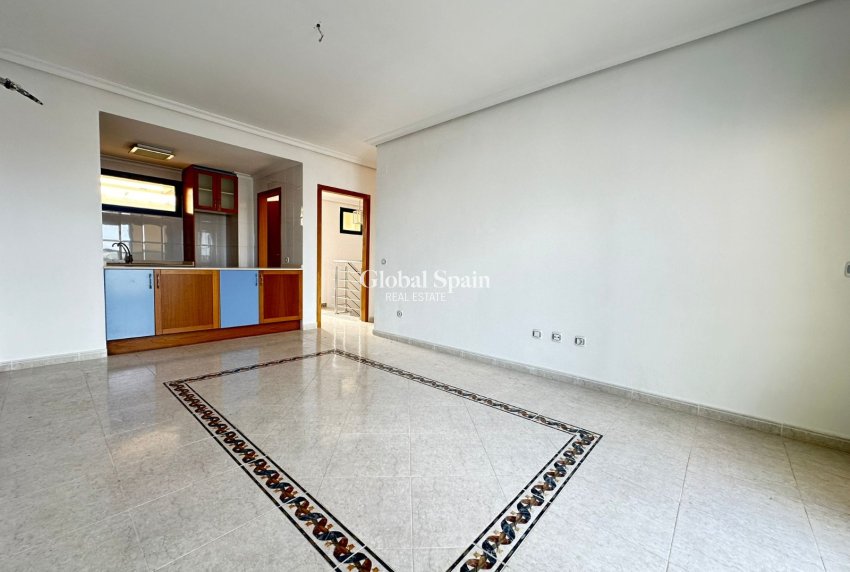 Wederverkoop - Penthouse -
TORREVIEJA - La Veleta