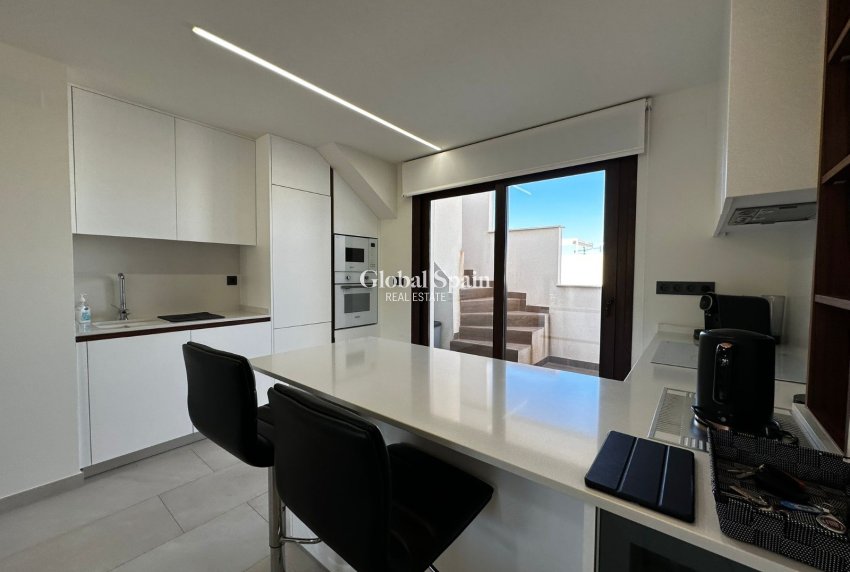 Wederverkoop - Penthouse -
TORREVIEJA - LOS BALCONES - LOS ALTOS