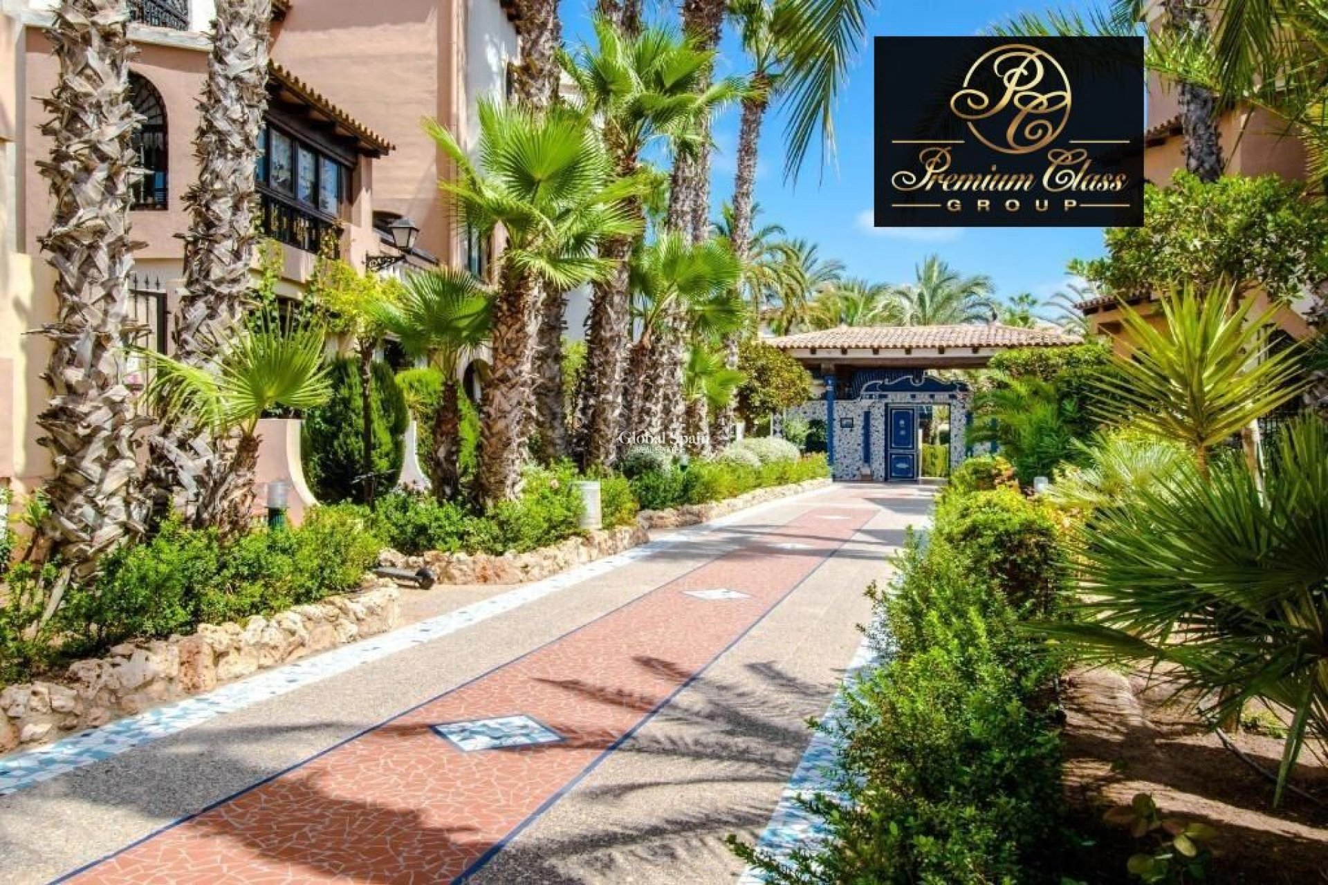 Wederverkoop - PENTHOUSE -
TORREVIEJA - Los Frutales