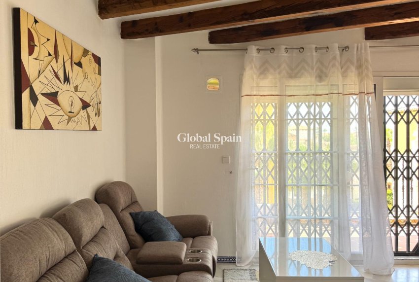 Wederverkoop - PENTHOUSE -
TORREVIEJA - Los Frutales