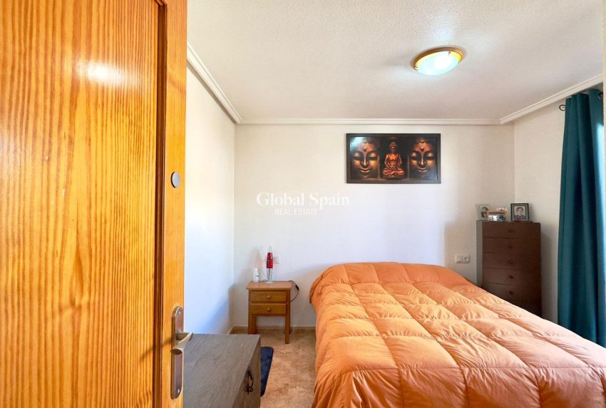Wederverkoop - PENTHOUSE -
TORREVIEJA - Parque de las Naciones