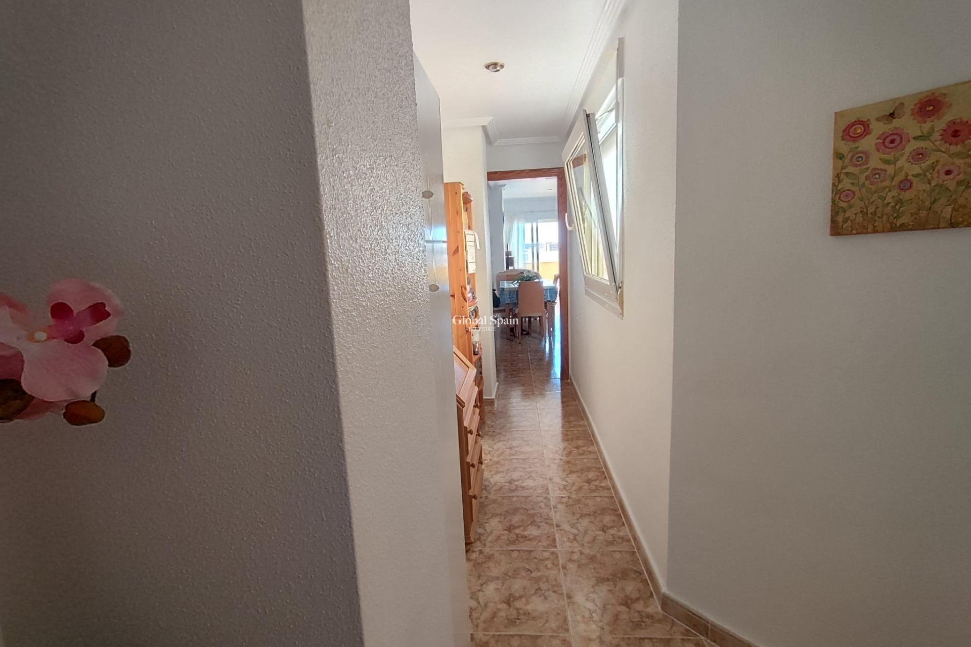 Wederverkoop - PENTHOUSE -
TORREVIEJA - Paseo maritimo