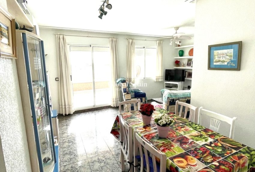 Wederverkoop - PENTHOUSE -
TORREVIEJA - Playa de cura