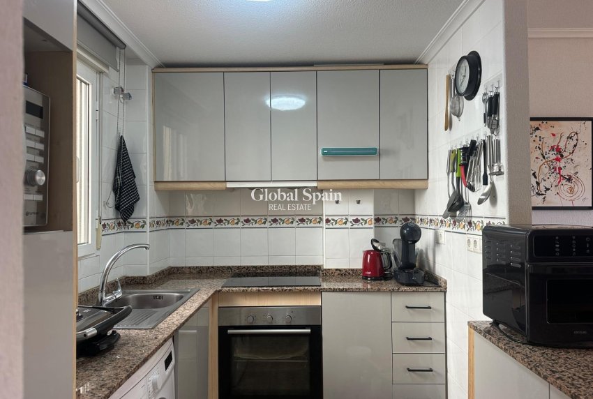 Wederverkoop - Penthouse -
TORREVIEJA - Playa de los Locos