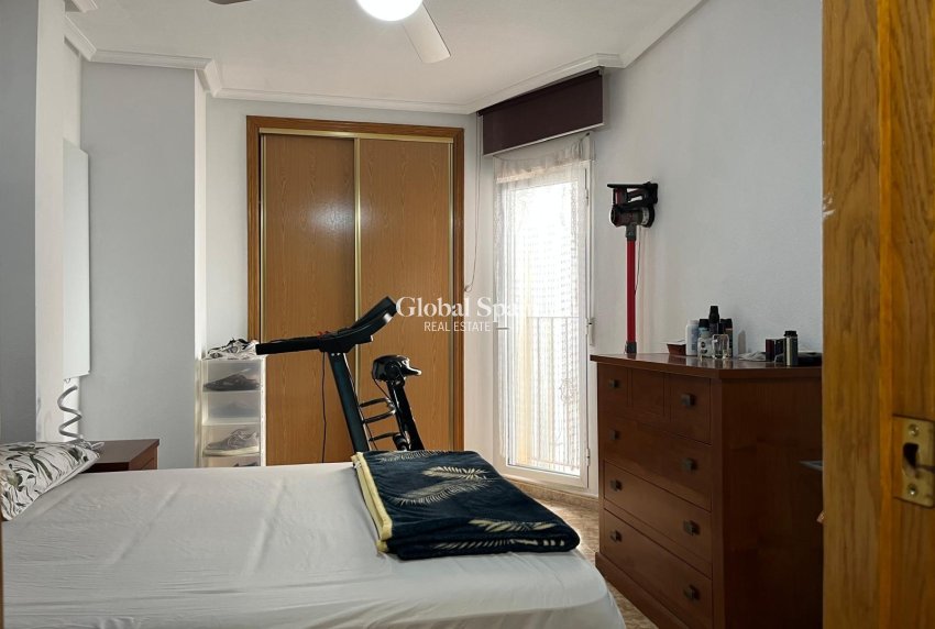 Wederverkoop - Penthouse -
TORREVIEJA - Playa de los Locos