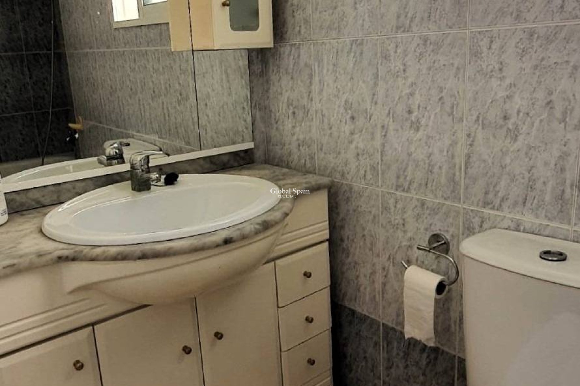 Wederverkoop - PENTHOUSE -
TORREVIEJA - Playa de los Locos