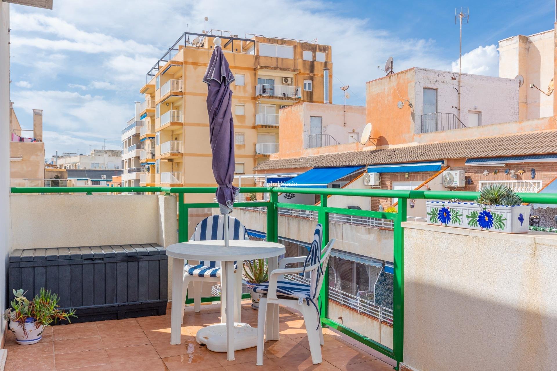 Wederverkoop - PENTHOUSE -
TORREVIEJA - Playa de los locos