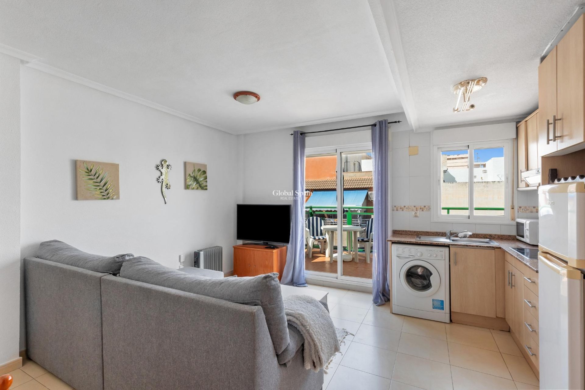 Wederverkoop - PENTHOUSE -
TORREVIEJA - Playa de los locos