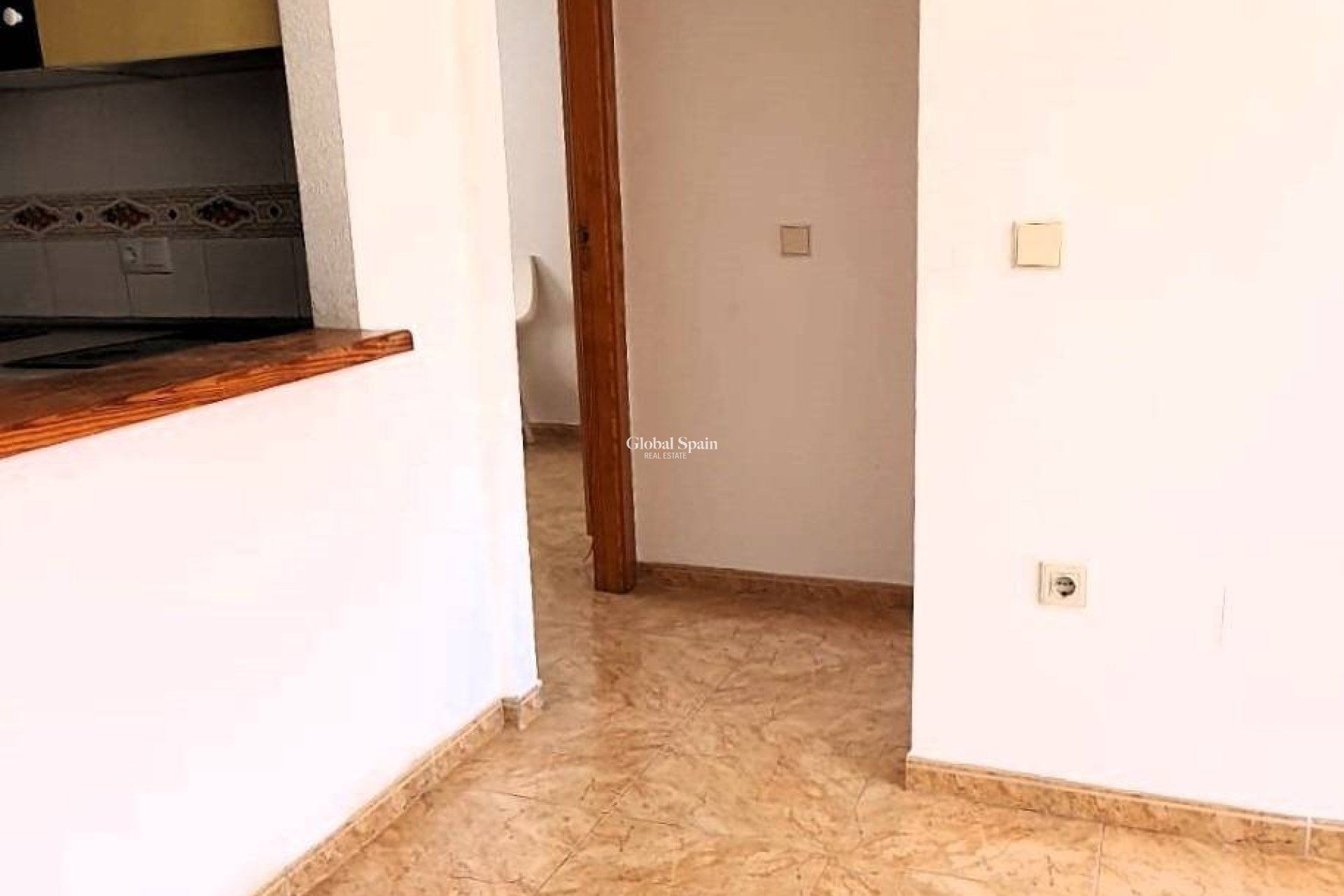 Wederverkoop - PENTHOUSE -
TORREVIEJA - Playa de los Locos