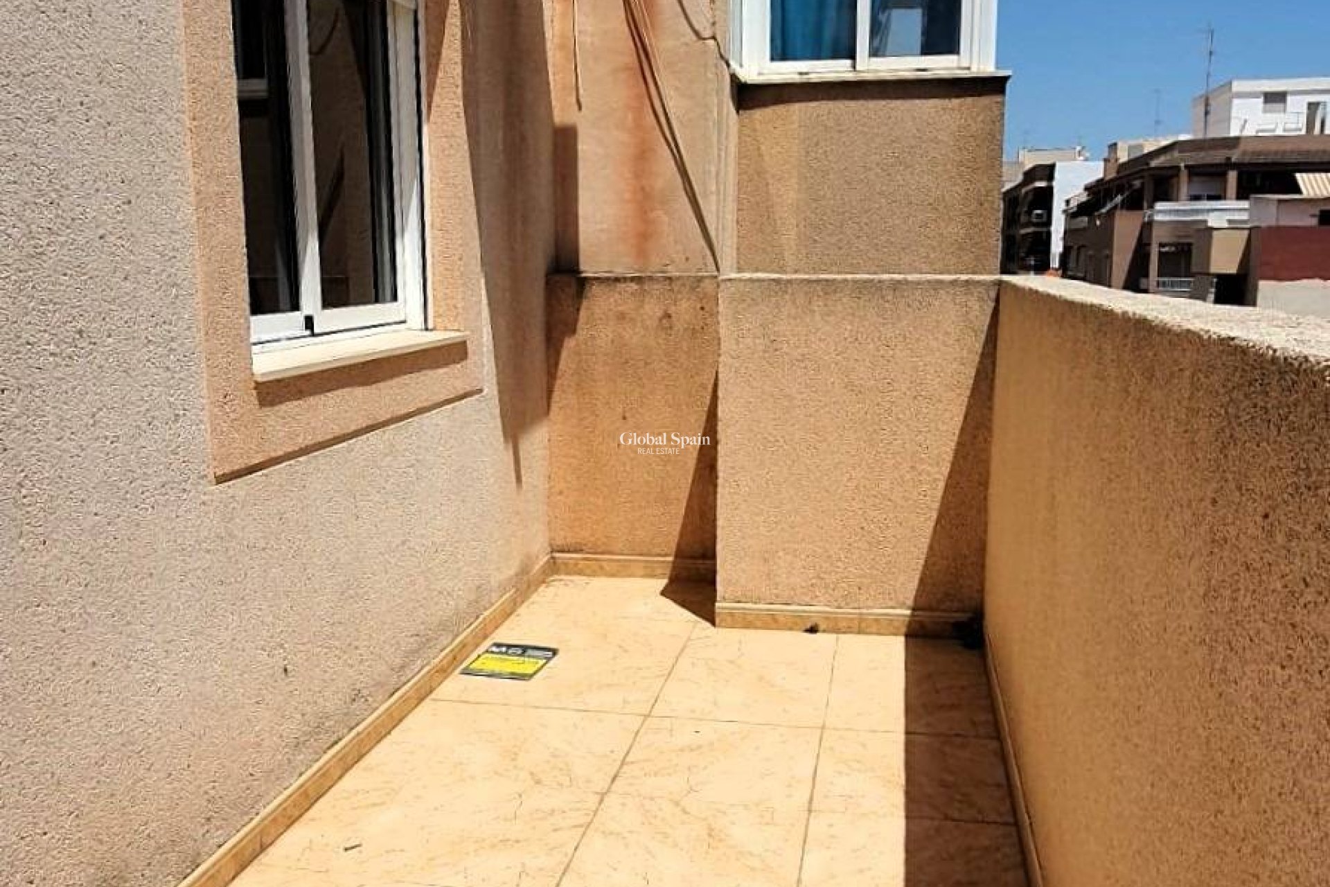 Wederverkoop - PENTHOUSE -
TORREVIEJA - Playa de los Locos