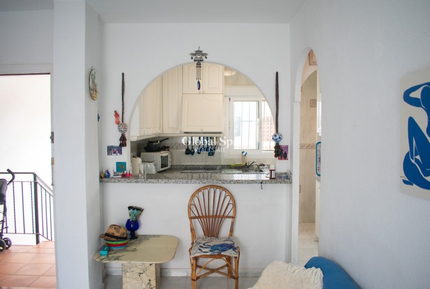 Wederverkoop - Penthouse -
TORREVIEJA - Playa De Los Náufragos