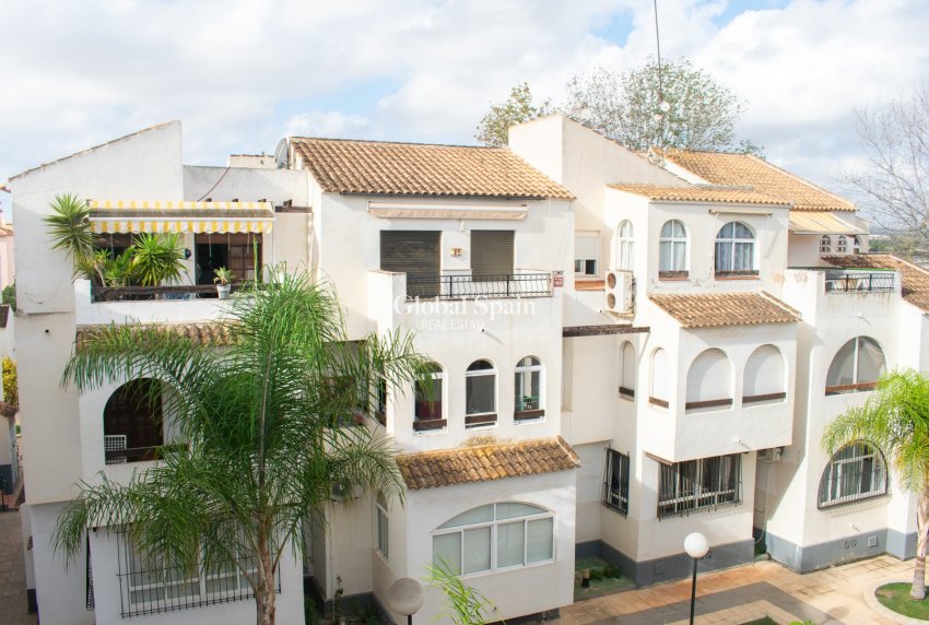 Wederverkoop - Penthouse -
TORREVIEJA - Playa De Los Náufragos