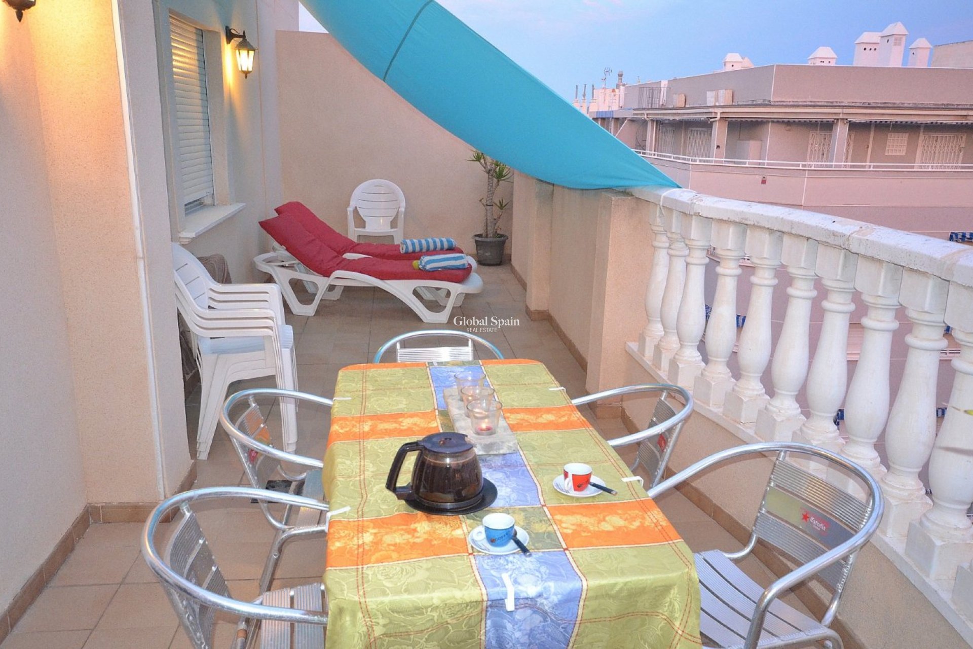 Wederverkoop - PENTHOUSE -
TORREVIEJA - Playa del Cura