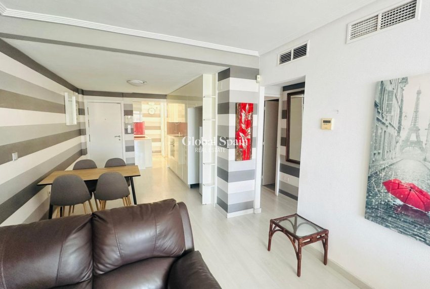 Wederverkoop - PENTHOUSE -
TORREVIEJA - Playa del Cura