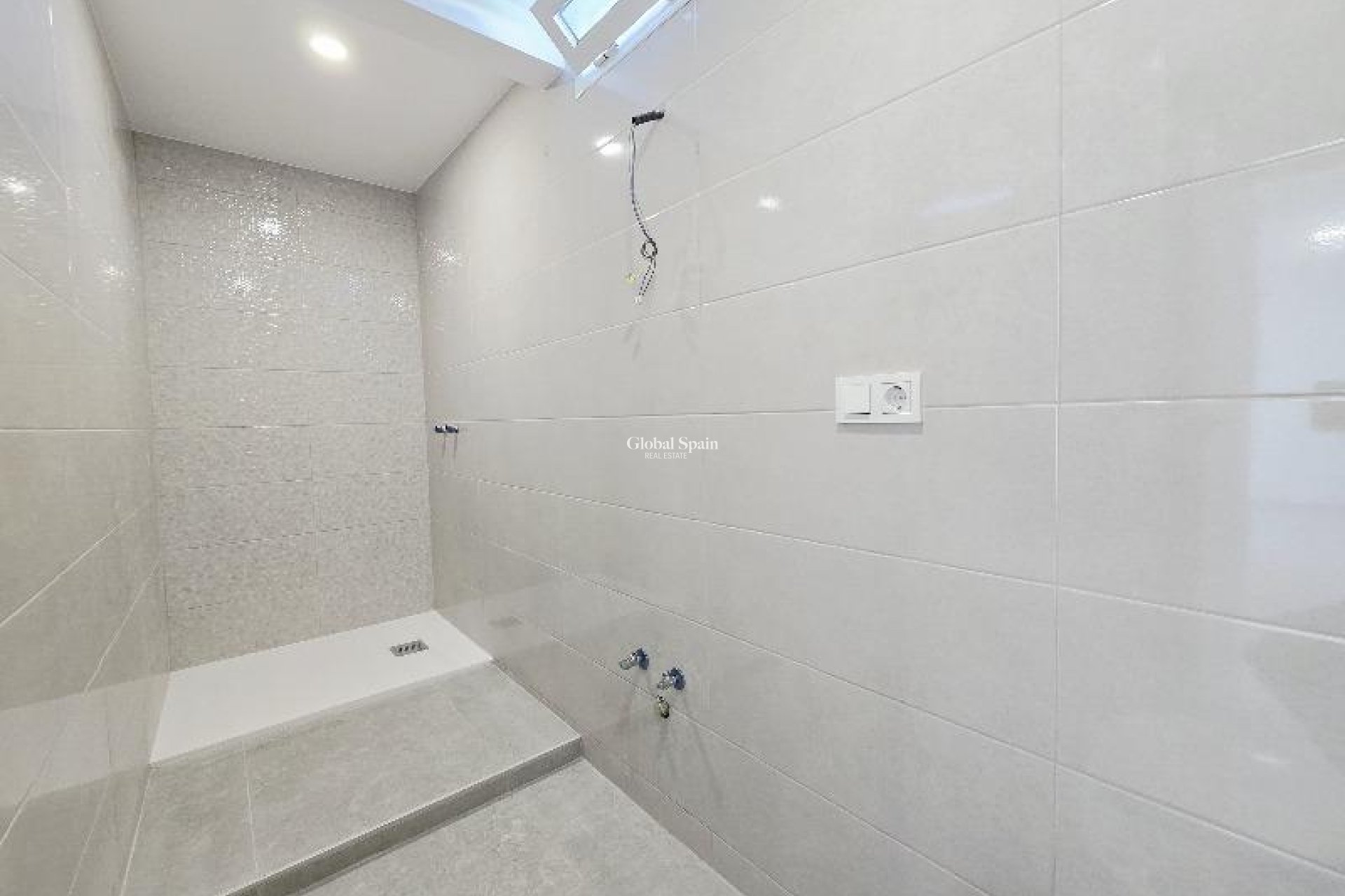 Wederverkoop - PENTHOUSE -
TORREVIEJA - Playa del Cura