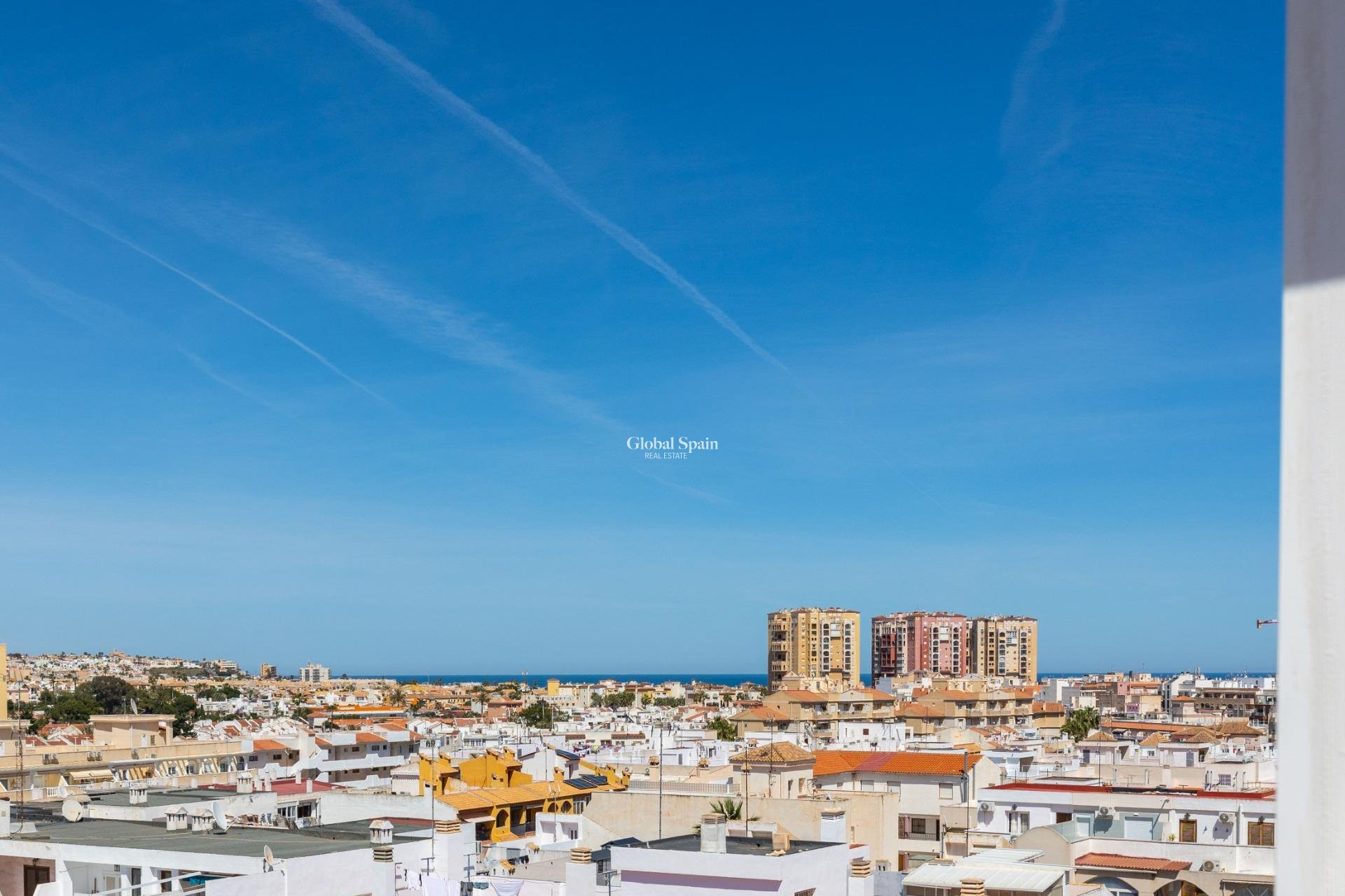 Wederverkoop - PENTHOUSE -
TORREVIEJA - Playa del cura