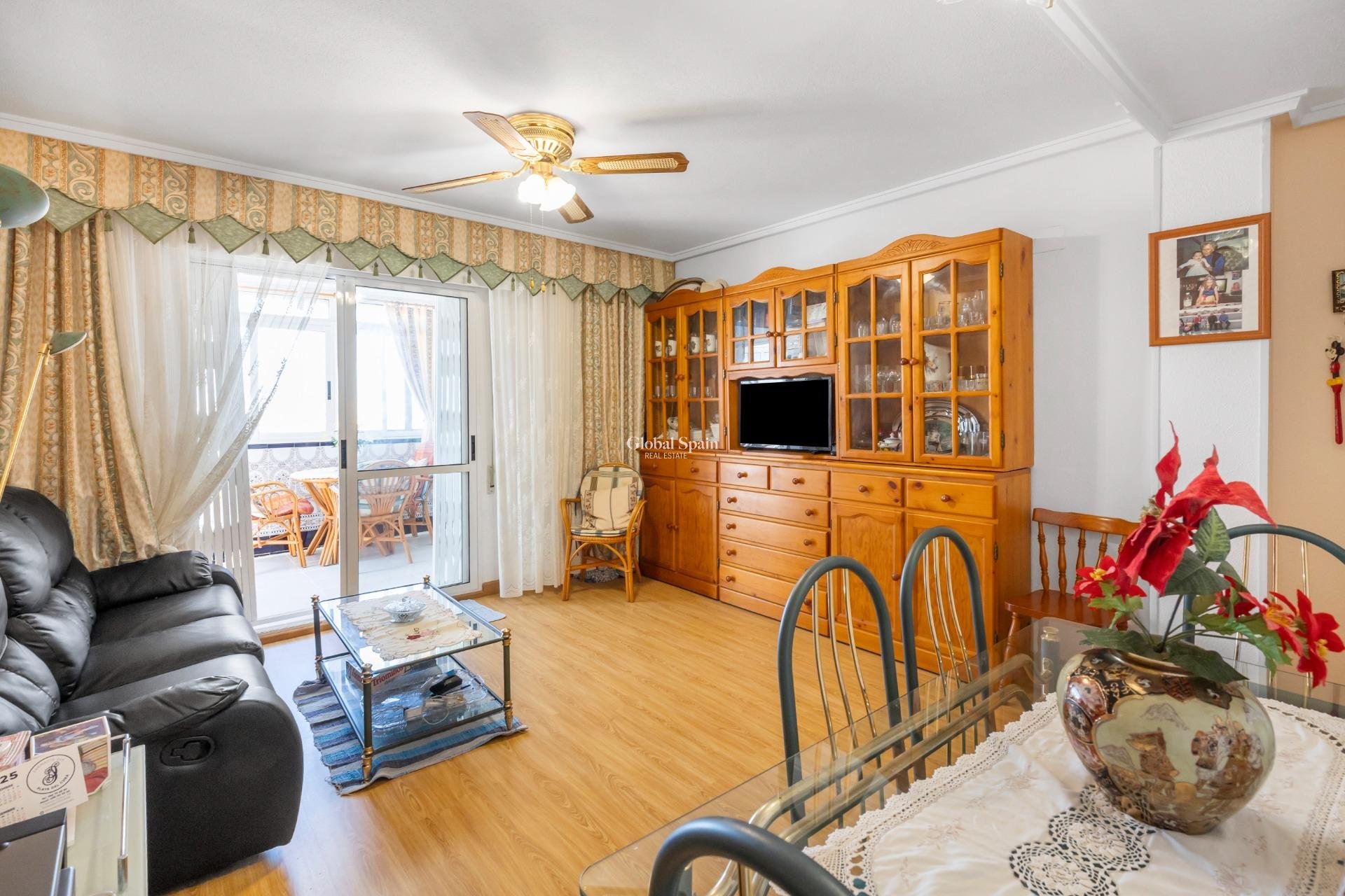 Wederverkoop - PENTHOUSE -
TORREVIEJA - Playa del cura