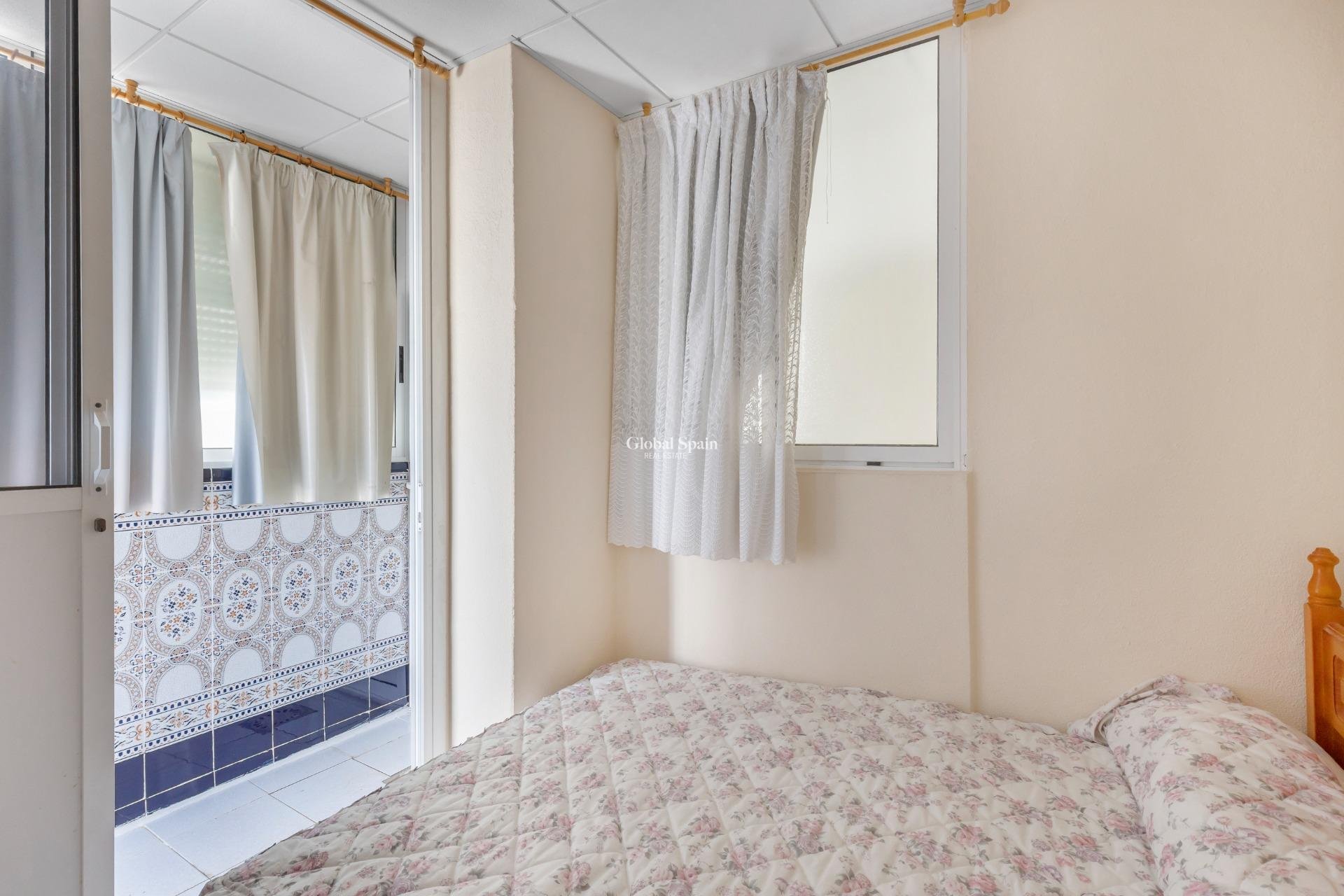 Wederverkoop - PENTHOUSE -
TORREVIEJA - Playa del cura
