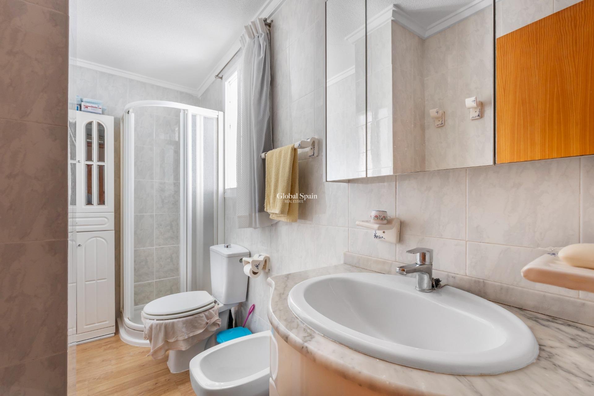 Wederverkoop - PENTHOUSE -
TORREVIEJA - Playa del cura