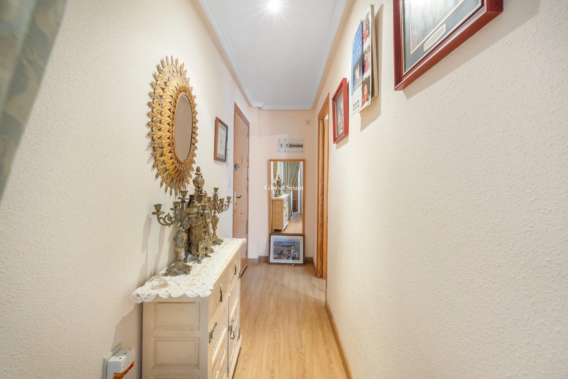 Wederverkoop - PENTHOUSE -
TORREVIEJA - Playa del cura