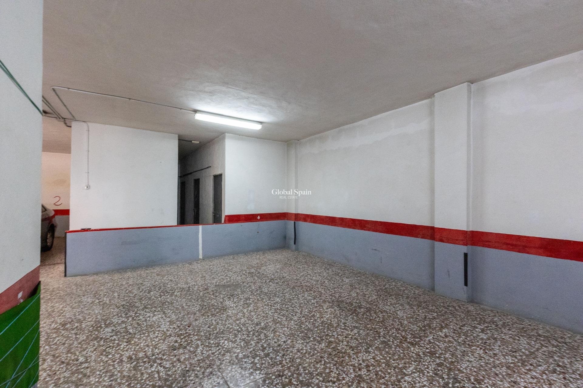 Wederverkoop - PENTHOUSE -
TORREVIEJA - Playa del cura