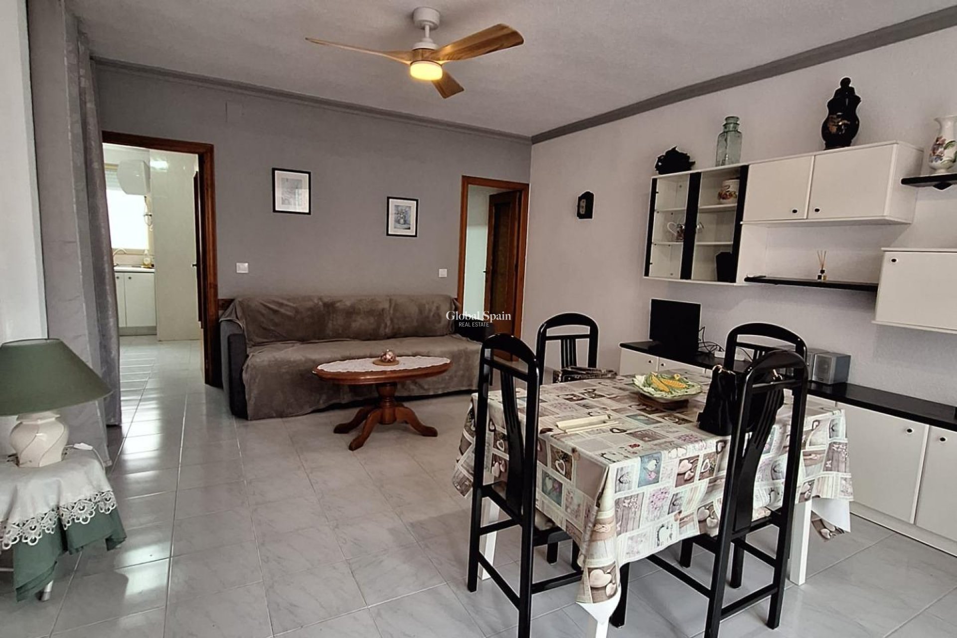 Wederverkoop - PENTHOUSE -
TORREVIEJA - Playa del Cura