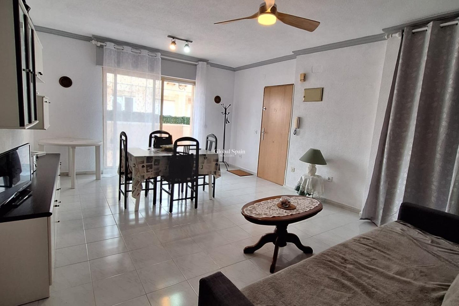 Wederverkoop - PENTHOUSE -
TORREVIEJA - Playa del Cura