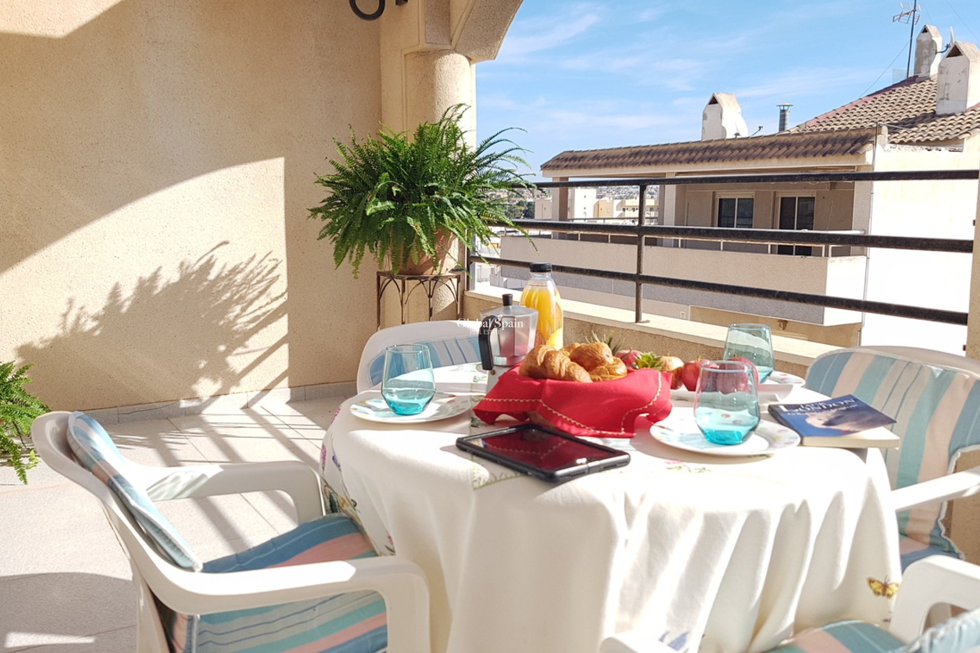 Wederverkoop - PENTHOUSE -
TORREVIEJA - Playa del Cura