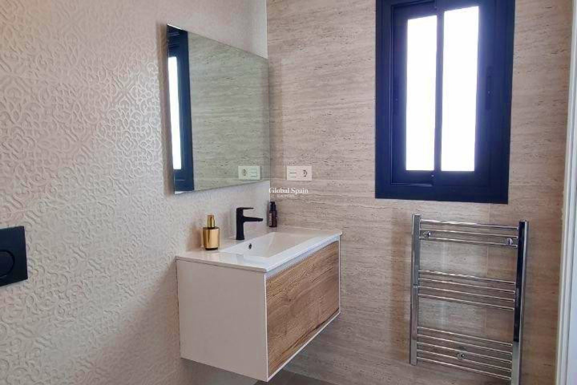Wederverkoop - PENTHOUSE -
TORREVIEJA - Playa del Cura