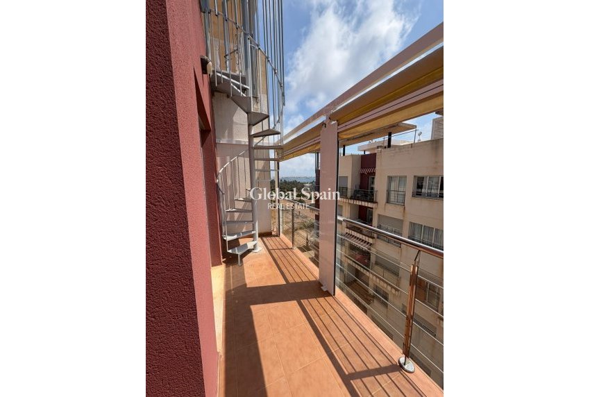 Wederverkoop - Penthouse -
TORREVIEJA - Punta Prima