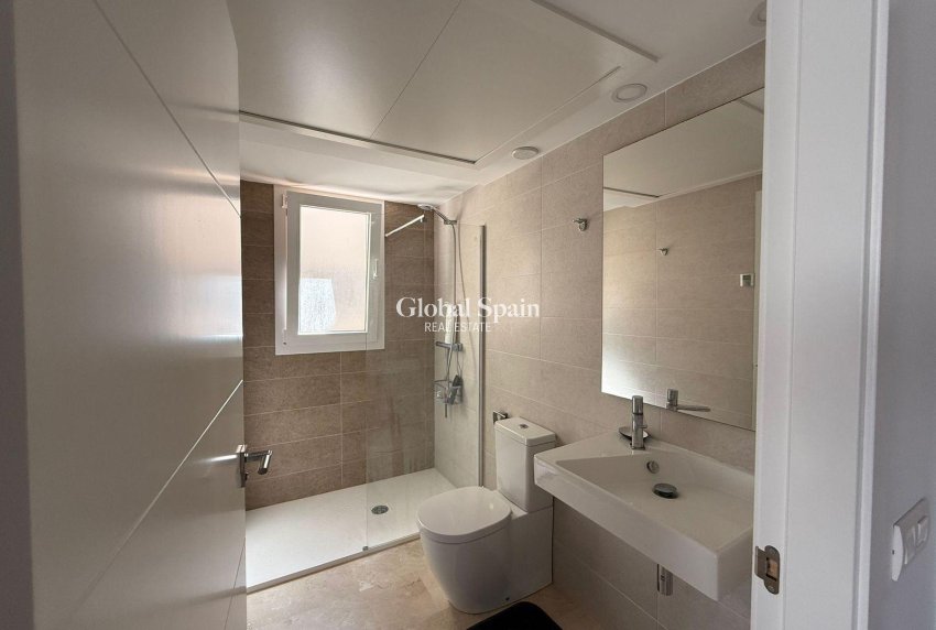 Wederverkoop - Penthouse -
TORREVIEJA - Punta Prima