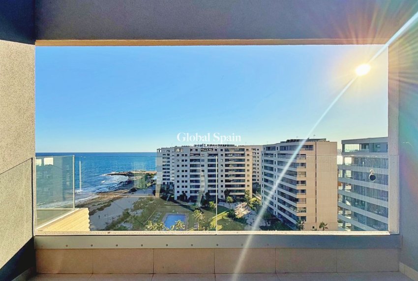 Wederverkoop - Penthouse -
TORREVIEJA - Punta Prima