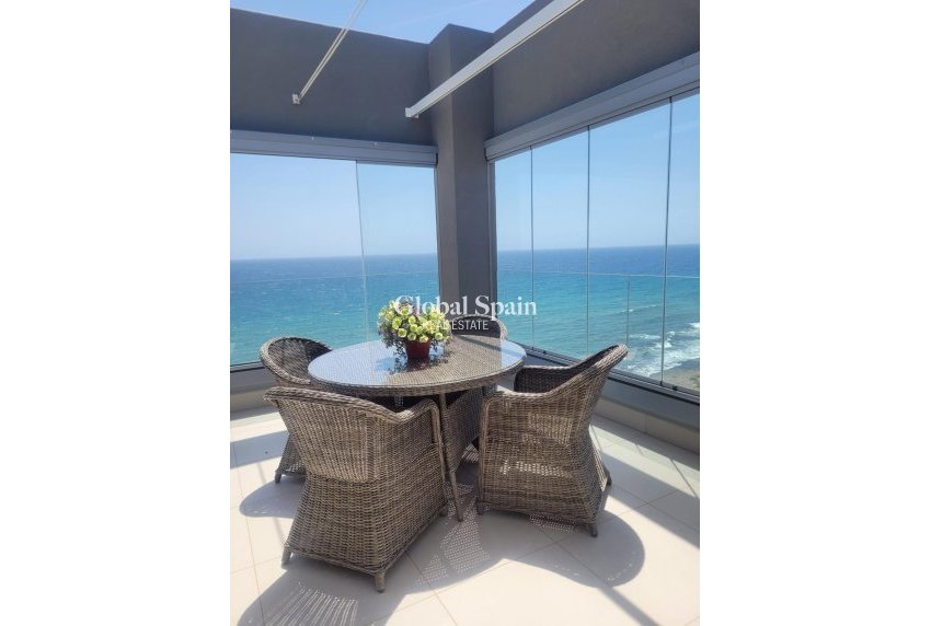 Wederverkoop - PENTHOUSE -
TORREVIEJA - Punta Prima