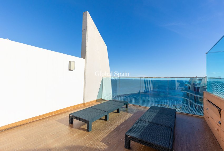 Wederverkoop - PENTHOUSE -
TORREVIEJA - Punta Prima